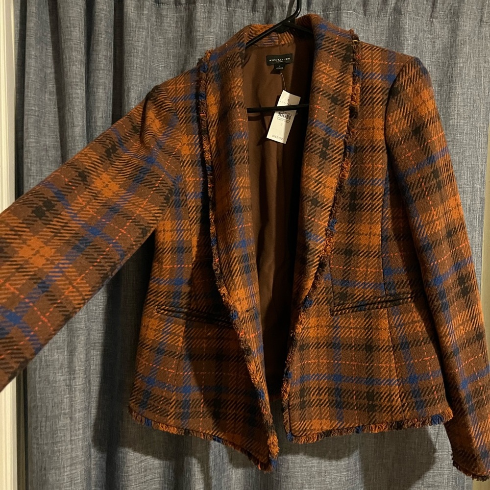 Ann Taylor Plaid Blazer - Perfect for Fall!